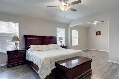 906 Horizon Ridge Circle, Little Elm, TX 75068 - Photo 15