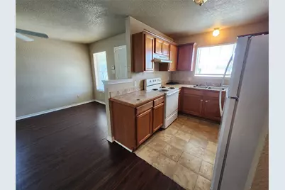 1431 E Robert Street, Fort Worth, TX 76104 - Photo 7