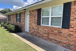 313 Jefferson St, Fairfield, TX 75840 - Photo 3