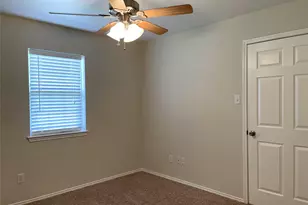 313 Jefferson St, Fairfield, TX 75840 - Photo 17