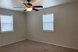 313 Jefferson St, Fairfield, TX 75840 - Photo 15