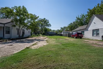 3536 S Henderson Street, Fort Worth, TX 76110 - Photo 3