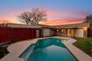 2230 Meadowglen Dr, Garland, TX 75044 - Photo 15