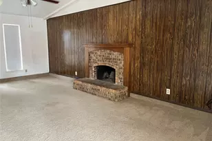 2230 Meadowglen Dr, Garland, TX 75044 - Photo 9