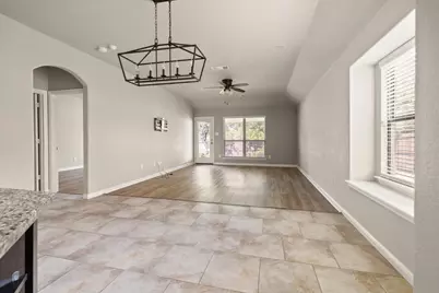 9921 Chrysalis Drive, Fort Worth, TX 76131 - Photo 5