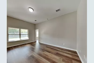 1334 Barrel Drive, Dallas, TX 75253 - Photo 3