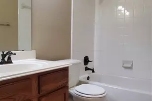 10901 Camelot Dr, Frisco, TX 75035 - Photo 11