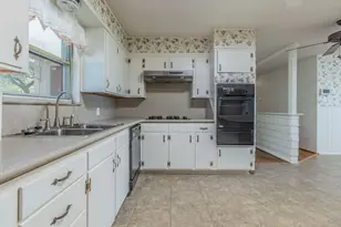 1401 Alston Dr, Waco, TX 76705 - Photo 7