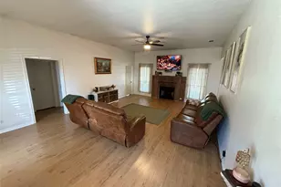 2 Broadmoor Ct, Bonham, TX 75418 - Photo 3