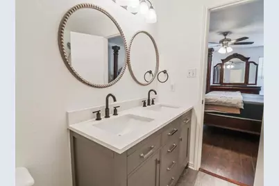 9403 Crimnson Court, Dallas, TX 75217 - Photo 9