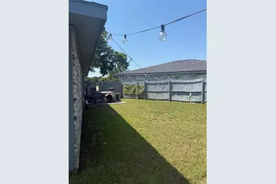 9403 Crimnson Court, Dallas, TX 75217 - Photo 15