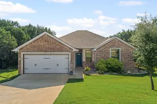 2711 San Gabriel Dr, Granbury, TX 76048 - Photo 1