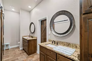 2711 San Gabriel Dr, Granbury, TX 76048 - Photo 23