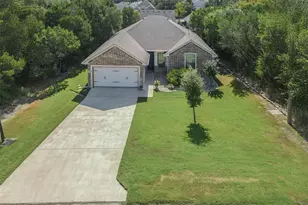 2711 San Gabriel Dr, Granbury, TX 76048 - Photo 39