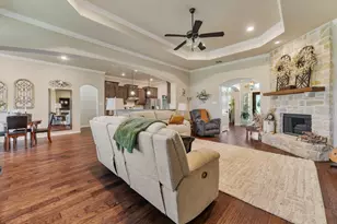 160 Blue Ribbon Ln, Stephenville, TX 76401 - Photo 9