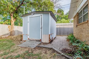 2402 14th St, Brownwood, TX 76801 - Photo 29