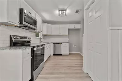 709 N Rita Street, Lacy Lakeview, TX 76705 - Photo 21