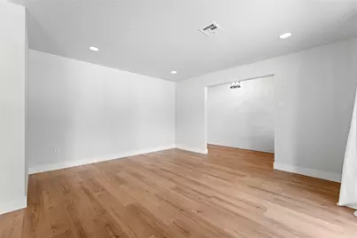 1109 Knotty Oaks Drive, Woodway, TX 76712 - Photo 9