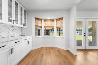 1109 Knotty Oaks Drive, Woodway, TX 76712 - Photo 15