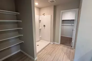 549 Marsh St, Cleburne, TX 76033 - Photo 11