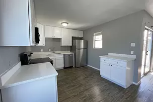 2107 Knoll Crest Dr, Arlington, TX 76014 - Photo 3