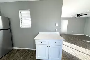 2107 Knoll Crest Dr, Arlington, TX 76014 - Photo 5