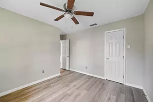 236 Ezekial Ave, Dallas, TX 75217 - Photo 21