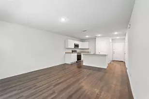 1423 Morse St, Greenville, TX 75401 - Photo 9