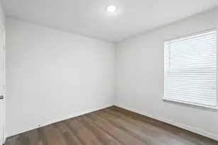 1423 Morse St, Greenville, TX 75401 - Photo 19