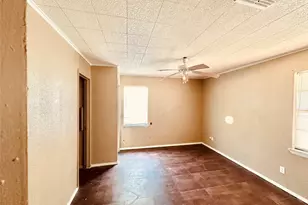 316 Kaufman, Mount Vernon, TX 75457 - Photo 7