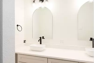 2010 Valley View Drive, Burleson, TX 76028 - Photo 17