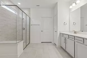 221 Cloverdale Ln, McKinney, TX 75071 - Photo 17