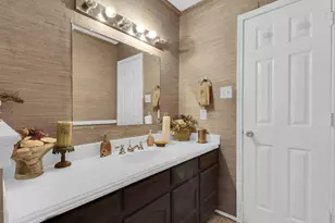 2839 Linden Ln, Grand Prairie, TX 75052 - Photo 17