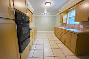 3534 Royal Ln, Dallas, TX 75229 - Photo 3