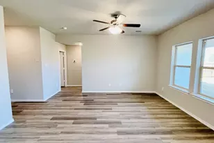 4264 Trickling Crk Ln, Crowley, TX 76036 - Photo 5