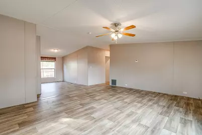 900 Tree Drive, Granbury, TX 76048 - Photo 7