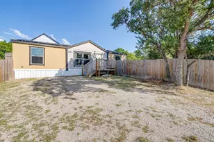 900 Tree Dr, Granbury, TX 76048 - Photo 1