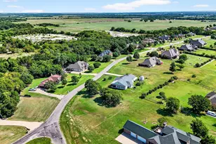 131 Whispering Winds Dr, Gunter, TX 75058 - Photo 3