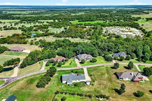 131 Whispering Winds Dr, Gunter, TX 75058 - Photo 3