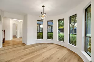 2901 Warren Cir, Irving, TX 75062 - Photo 11