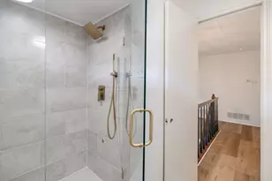 2901 Warren Cir, Irving, TX 75062 - Photo 27