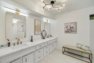 2901 Warren Cir, Irving, TX 75062 - Photo 23