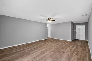 5717 Macrae St, Haltom City, TX 76148 - Photo 3