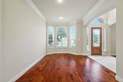 9126 Jasmine Lane, Irving, TX 75063 - Photo 5