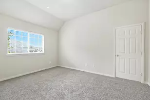 9126 Jasmine Ln, Irving, TX 75063 - Photo 31