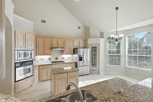 9126 Jasmine Ln, Irving, TX 75063 - Photo 23