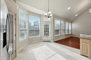 9126 Jasmine Ln, Irving, TX 75063 - Photo 21