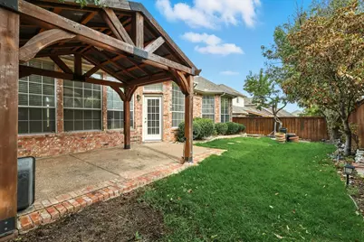 9126 Jasmine Lane, Irving, TX 75063 - Photo 39