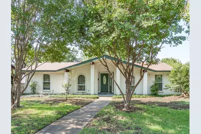 11240 McCree Road, Dallas, TX 75238 - Photo 1