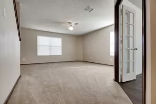 8211 Leaning Oak Ct, Arlington, TX 76002 - Photo 5